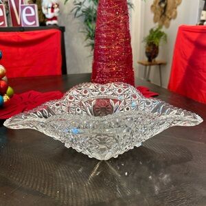 Vintage napoleon hat Smith Daisy Button Pattern centerpiece bowl